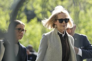 La justice a jugé Donald Trump civilement responsable pour l'agression sexuelle de E. Jean Carroll, qui l'accuse de l'avoir violée dans une cabine d'essayage du rayon lingerie d'un grand magasin de New York en 1996. Il a fait appel (archives).